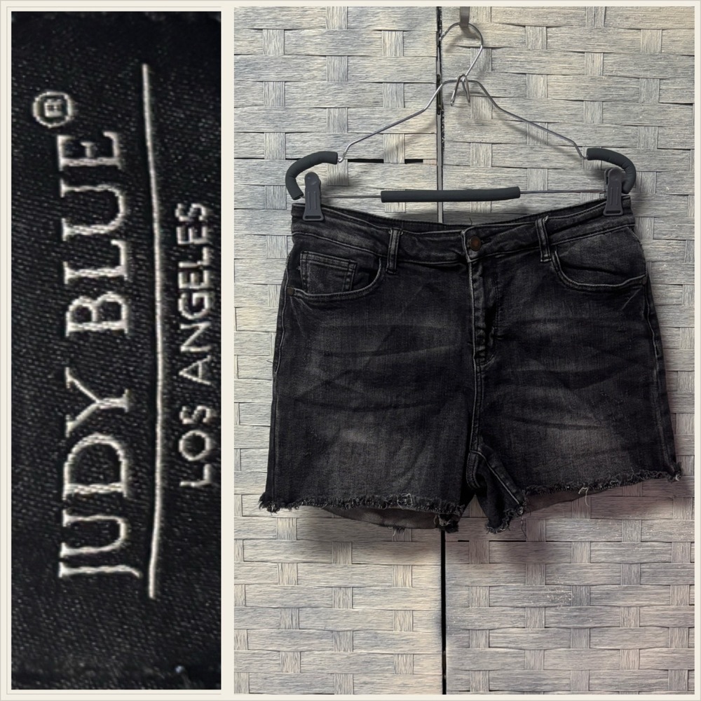 Judy Blue Los Angeles Black Denim Cutoff Frayed Hem Shorts‎ XL
